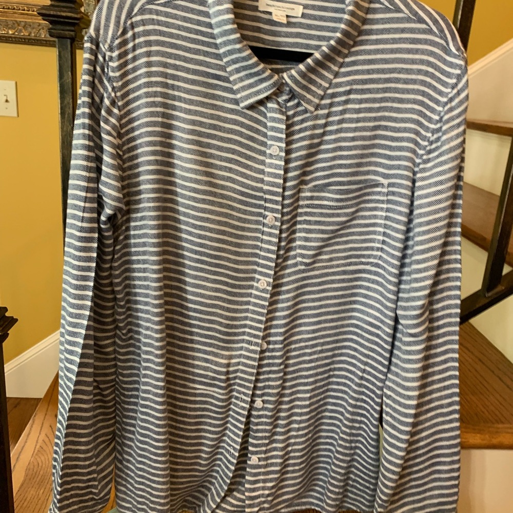Beachlunchlounge flannel shirt, blue and white stripe, Size XL like new!